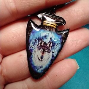 Black keychain wolf pack at blue mountain jewelry